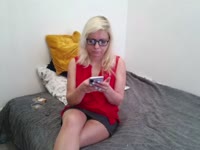 I am a cute curvy Lady who likes to have adventures and nice time. I like books especially criminals and thrillers, and i like to play squash in my freetime.