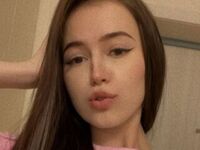 girl cam live ChloeeeAdams