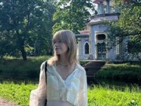 cam girl masturbating with dildo FranciscaNeren