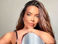 beautiful camgirl InesMoore