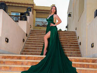 hot strip tease webcam JannyJones