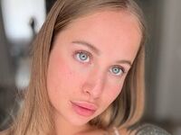 hot naked webcamgirl MickyBlush
