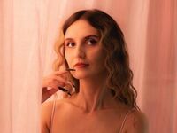 nude webcam girl picture MoonSeraphine