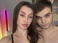 sexchat couple VikkiGeorge