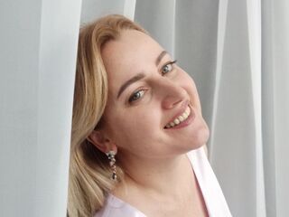 cyber sex chat room AlexaDeneuve