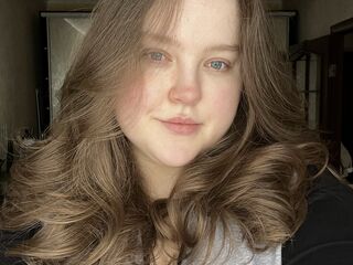 closeup web cam AliceAs