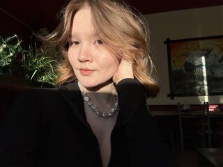 fingering girl webcam  AliseBlade
