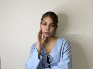fingering cam girl video AlishiaCowlin