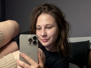 cybersex chat room AlixSgambati