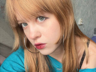 real live cam pic AmberLune