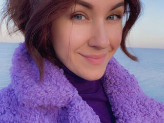 camslut showing pussy AmelySavage