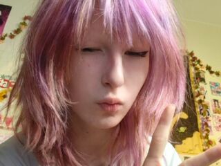 naughty camgirl masturbating with vibrator AngleaStansel