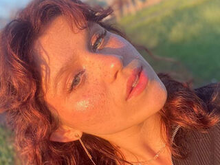 camgirl spreading pussy AstridChing