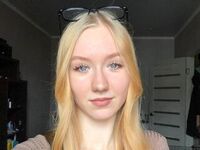 bedroom live webcam AvelinaSeide