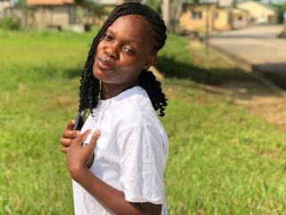 camgirl playing with vibrator Bax