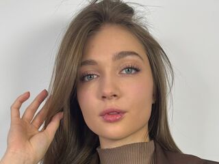 cam slut CarlenaBoulay