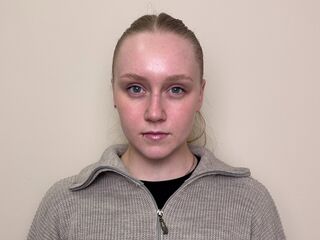 naked girl with webcam fingering CarolMelser