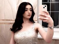 naked camgirl gallery CarriMaclachlan