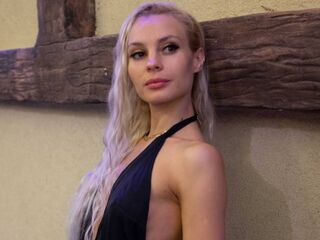 shaved pussy cam CathiGetsinger