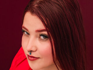 camwhore shaved pussy CelesteVertusk