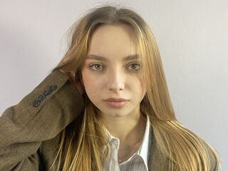 shower sex cam ChariseKuhnke