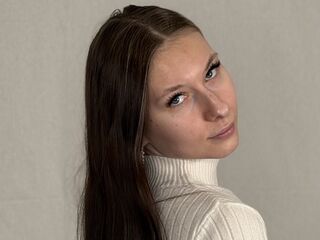 topless webcamgirl ChelsieKirchberg