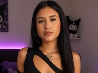 camwhore fingering pussy CherryMyla