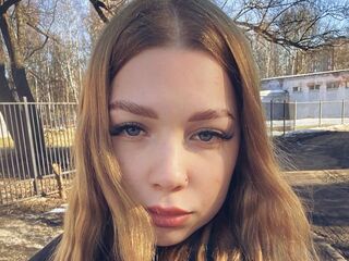 hot naked cam girl ColletteSitzes