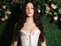 bedroom live cam DaniellaGomez