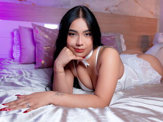 naked girl with webcam masturbating DianaBardot