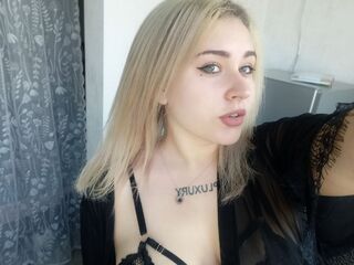 webcam striptease show DinahSalimas