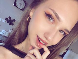 kinky webcam model EarthaMaruyama