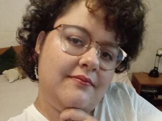 camslut naked EmmaGriffins