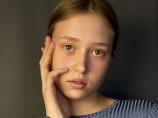 cam girl showing tits EvelinaMoorina