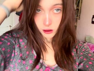 adult chatroom HannahHayes