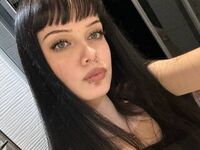 camwhore shaved pussy HerminiaKoeing