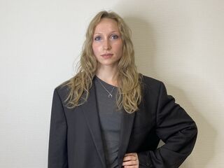 live video chat IrinaVelzeboer