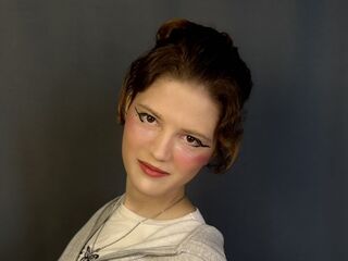 fingering camslut IrisKemp