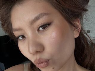 camslut fingering shaved pussy JamieRamirez