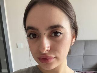 naked girl with webcam masturbating JellyManrea