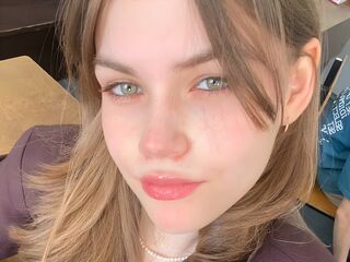 hot cam girl masturbating with sextoy JeniceArmster