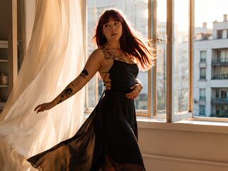 camgirl masturbating with sextoy KateDark