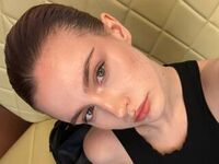 naked girl with cam masturbating KlaraGogins