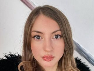 cam stripper KyraKur