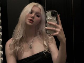 fingering cam girl picture LashayBernon