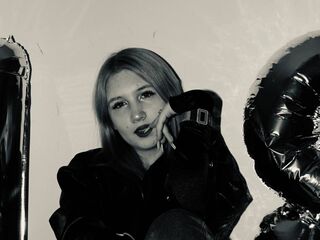 naughty cam girl masturbating LatishaWolfenden