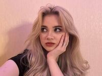 shaved pussy webcam LatoyiaCanpos