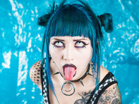 naked camgirl masturbating with vibrator LaurentMedina