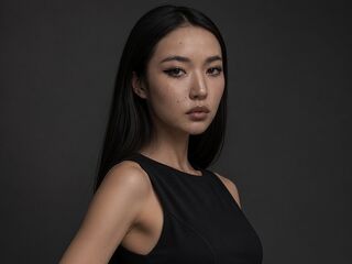 cam girl masturbating with sextoy LeeanneBossley