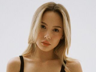 nude gamgirl LeticiaTso